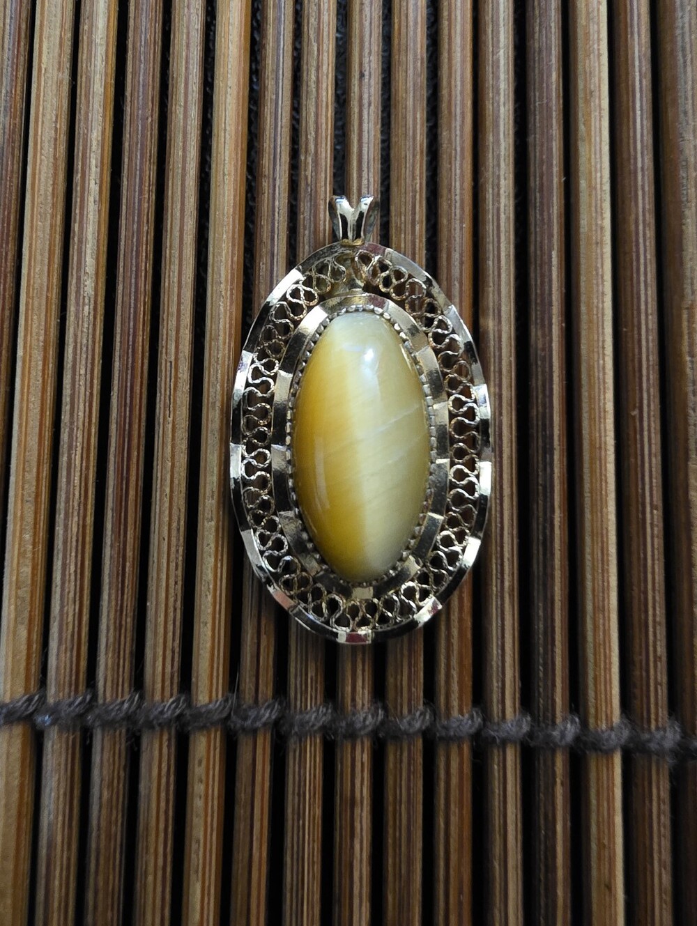 14k Gold Filled Tiger Eye Yellow Gold Pendant (Vintage)